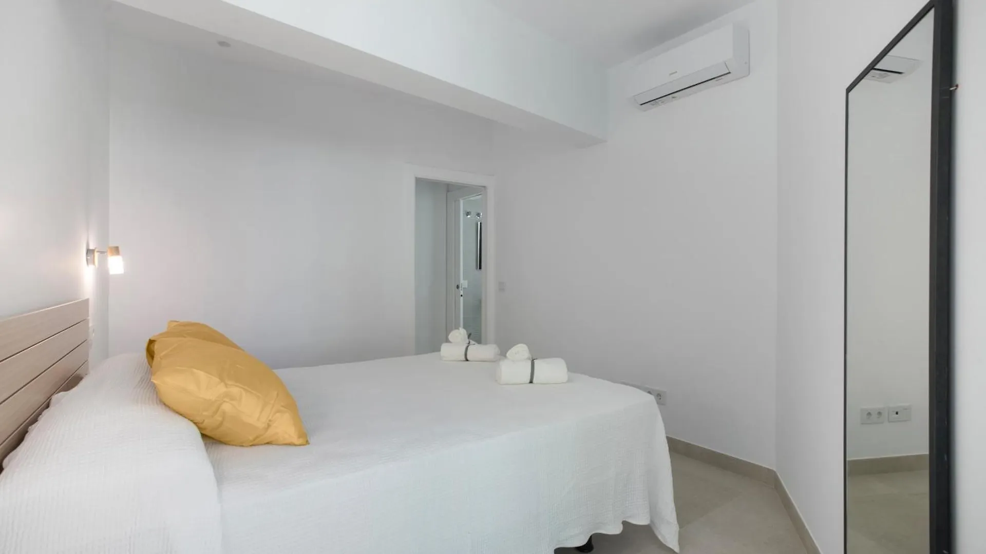 Διαμέρισμα Begobe Room Τορρεμολίνος